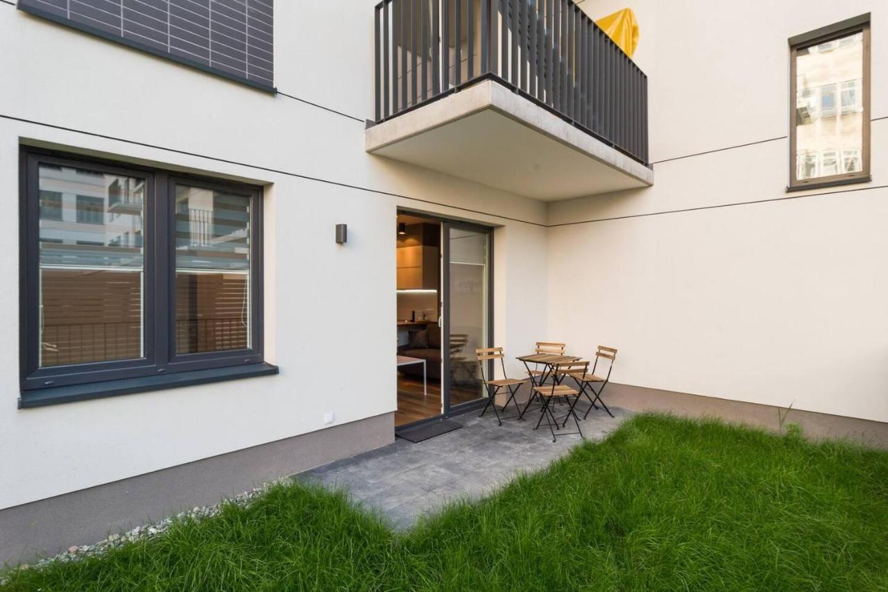 Cozy Apartment With Garden Prestigious Location Krakow Exterior photo