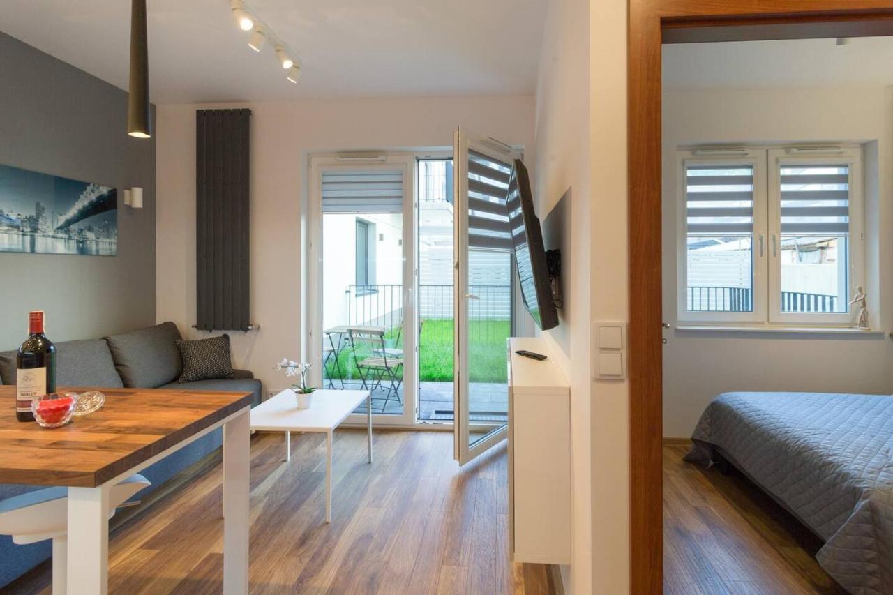 Cozy Apartment With Garden Prestigious Location Krakow Exterior photo